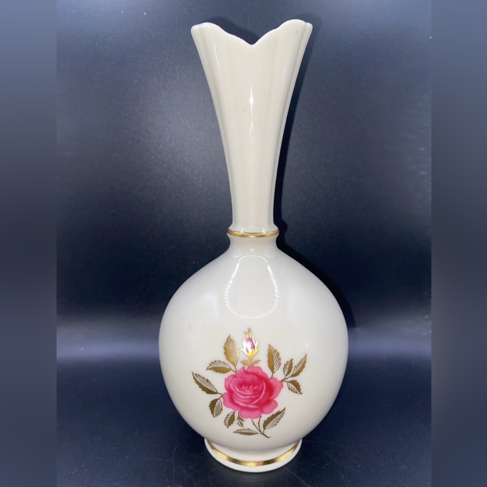 Lenox Bud Vase - Beautiful With Rose Image And Gold Trim - 8” Tall - “Mint”